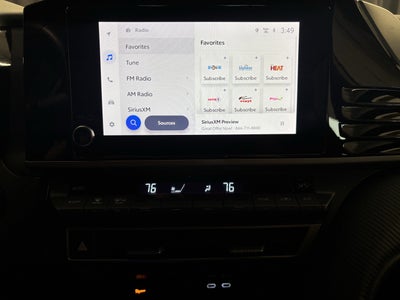 2025 Toyota Camry SE FWD