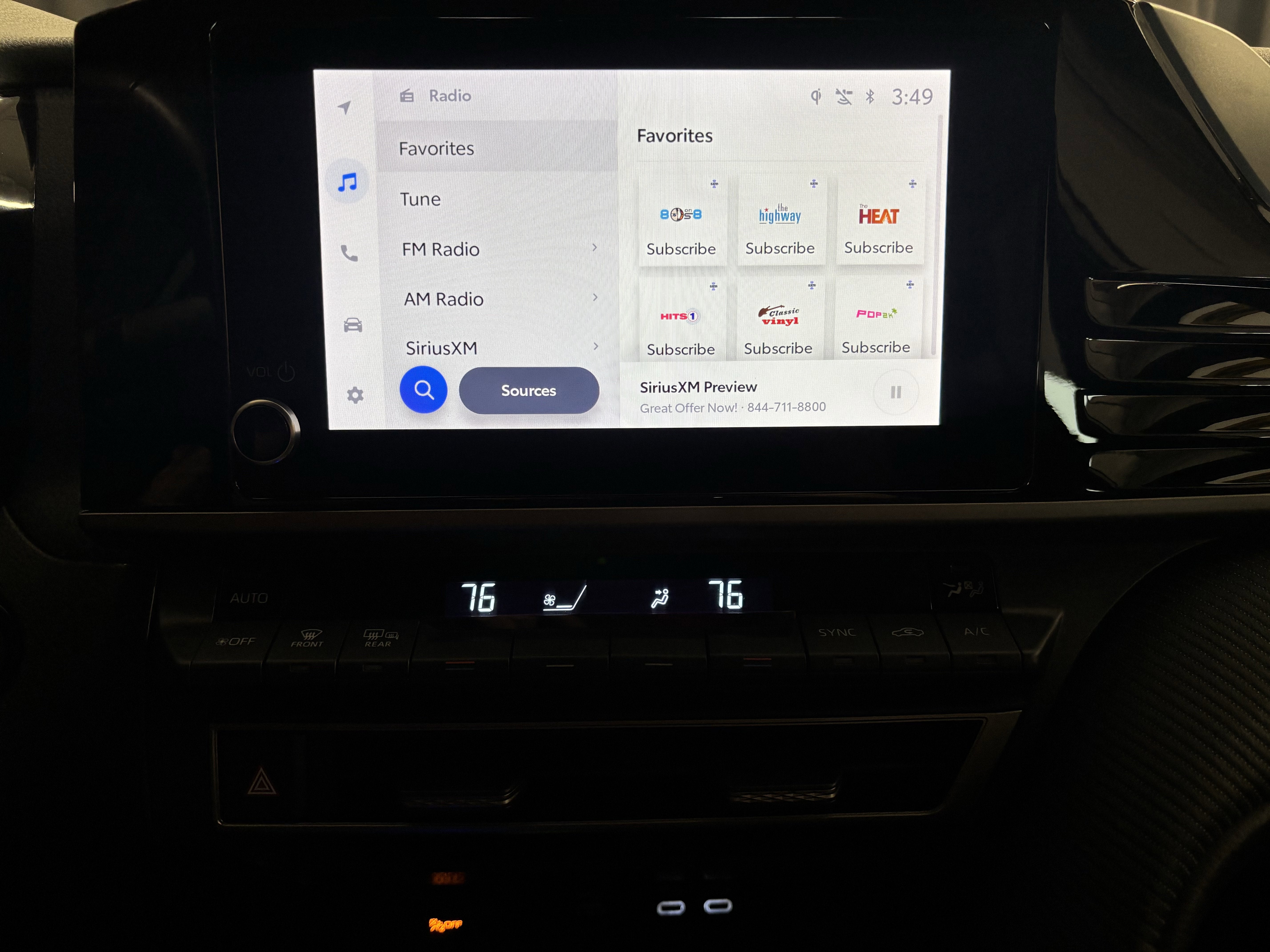 2025 Toyota Camry SE FWD