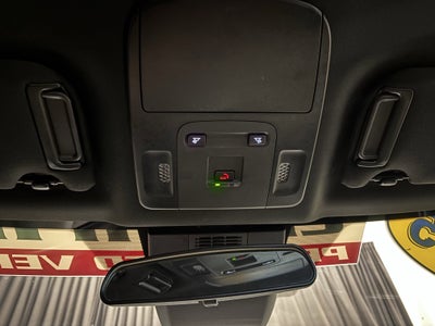 2025 Toyota Camry SE FWD