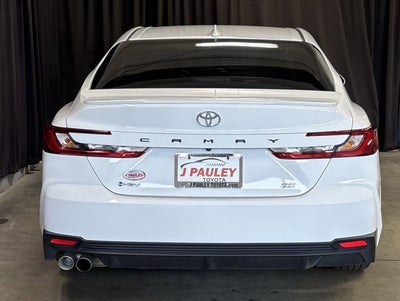 2025 Toyota Camry SE FWD