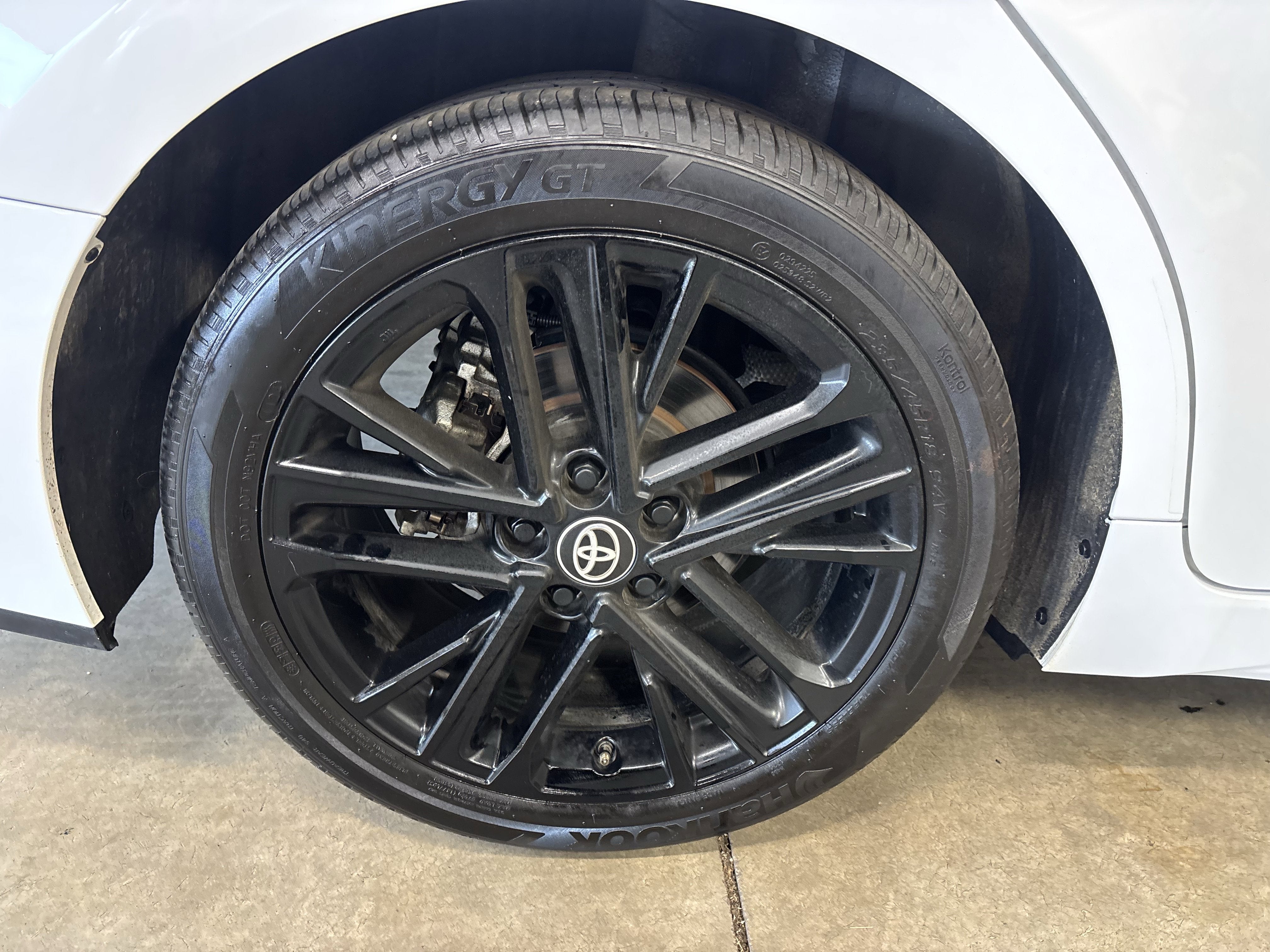 2025 Toyota Camry SE FWD