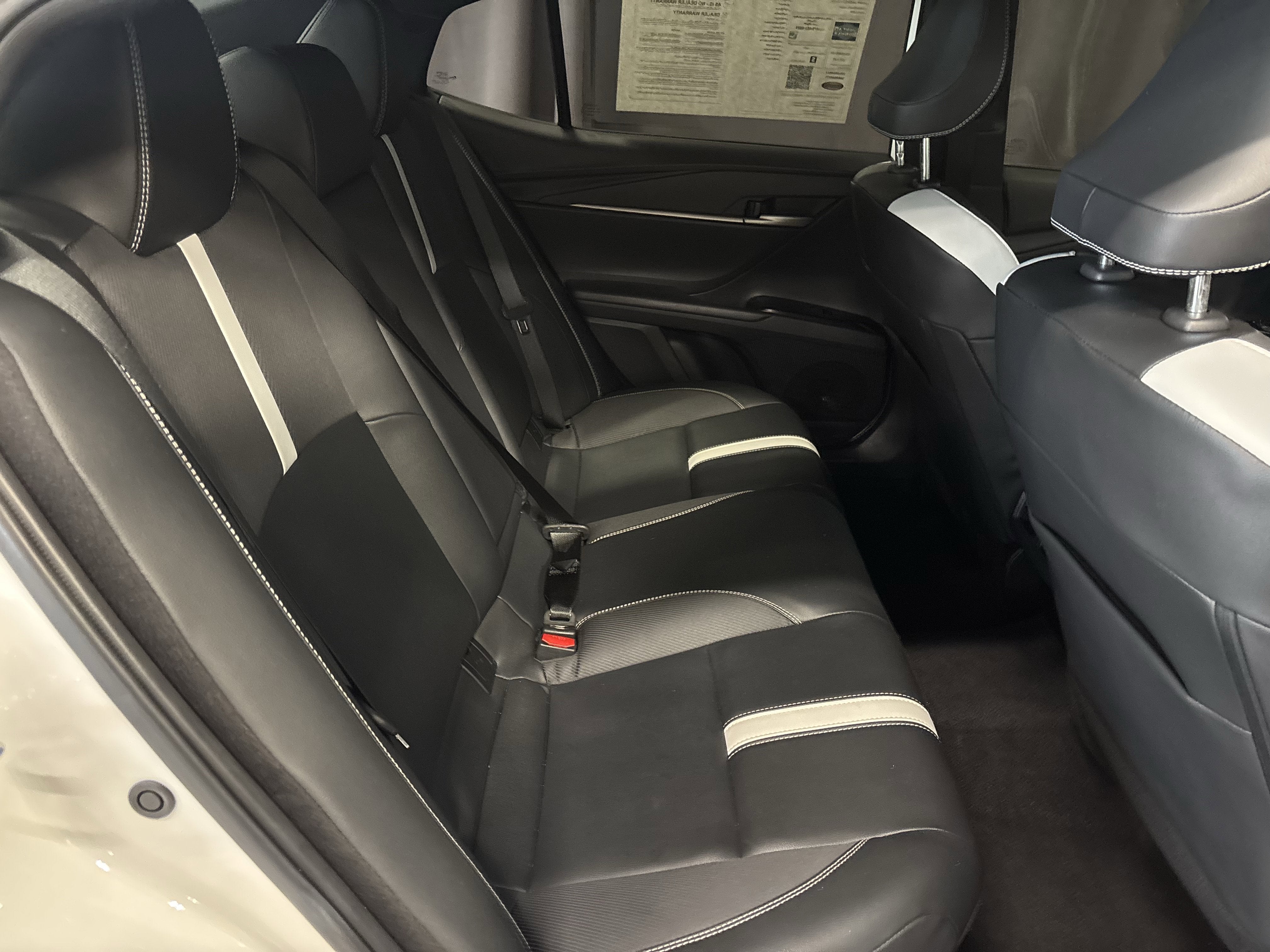 2025 Toyota Camry SE FWD