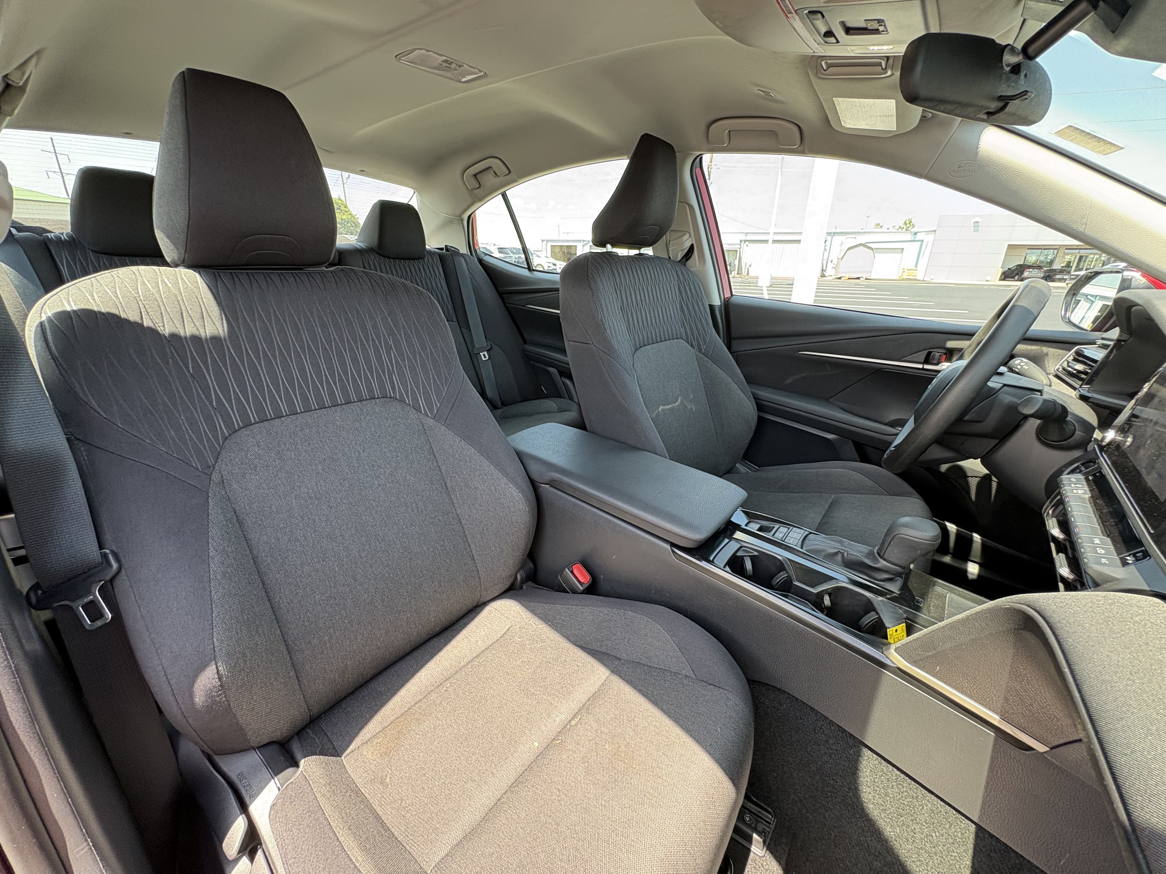 2025 Toyota Camry LE FWD