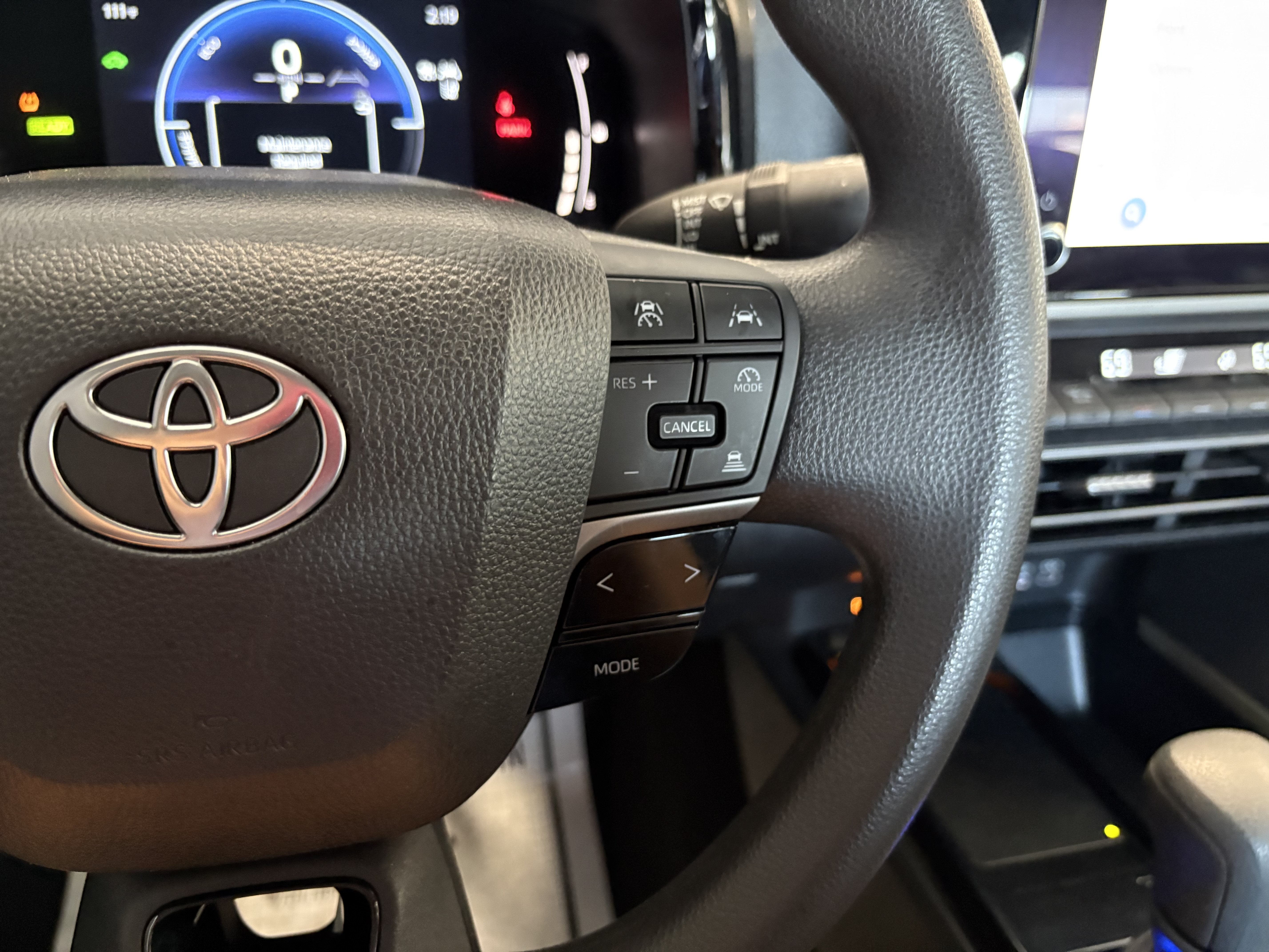 2025 Toyota Camry LE FWD