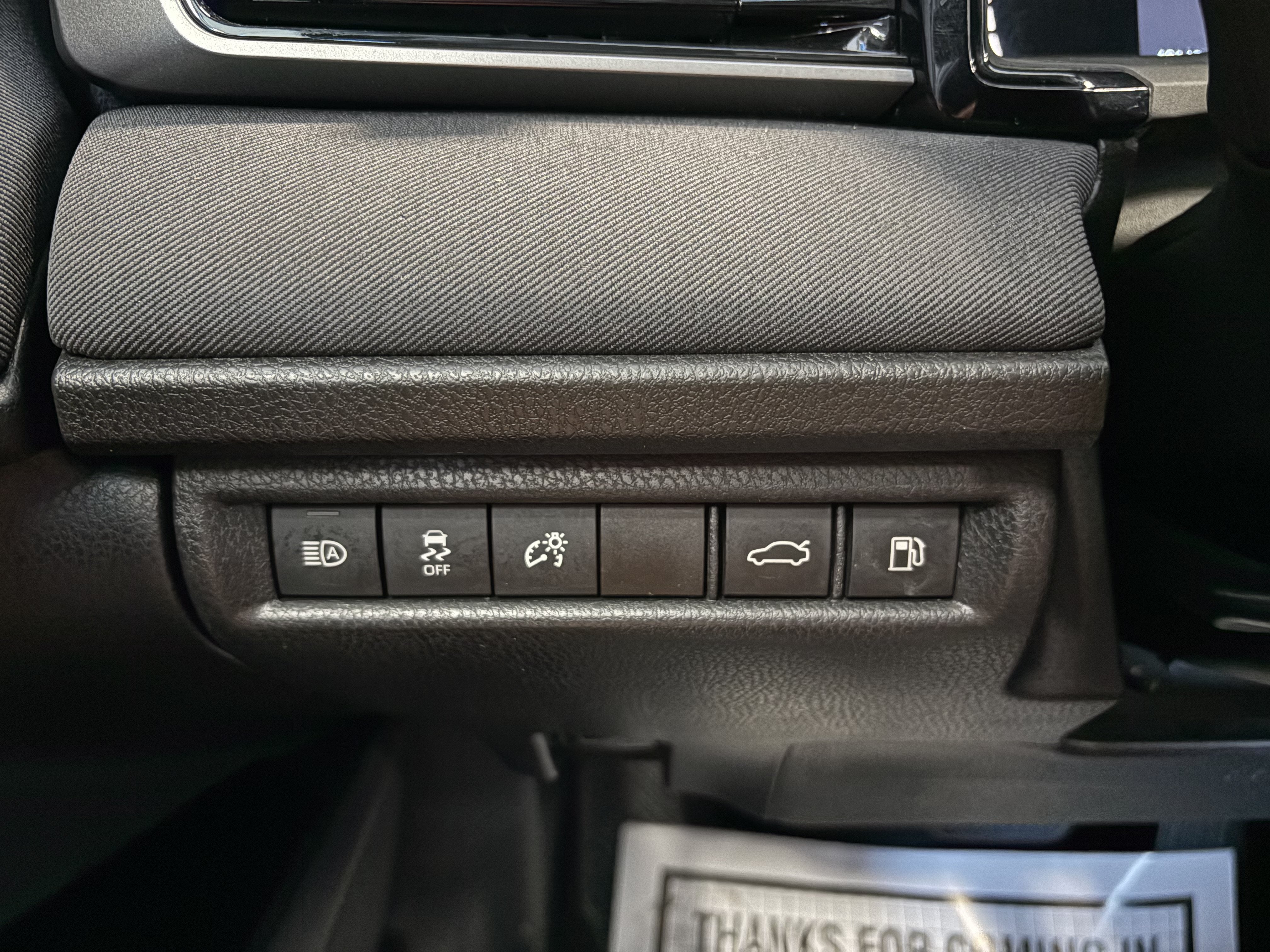 2025 Toyota Camry LE FWD