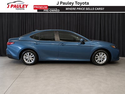 2025 Toyota Camry LE FWD