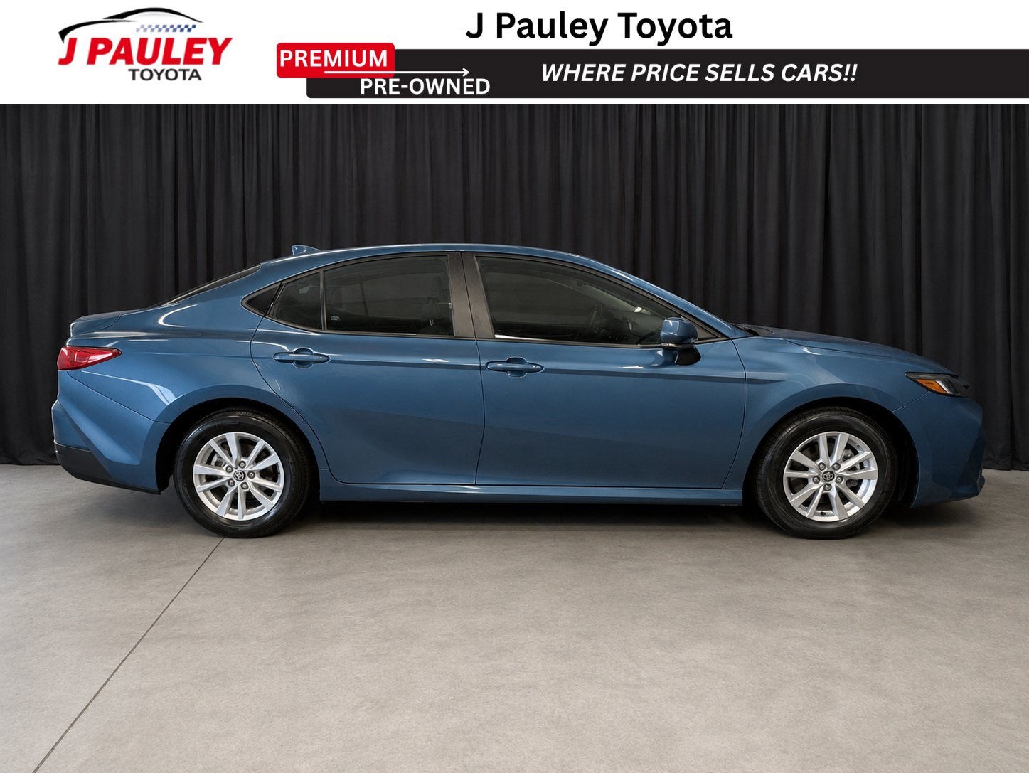 2025 Toyota Camry LE FWD