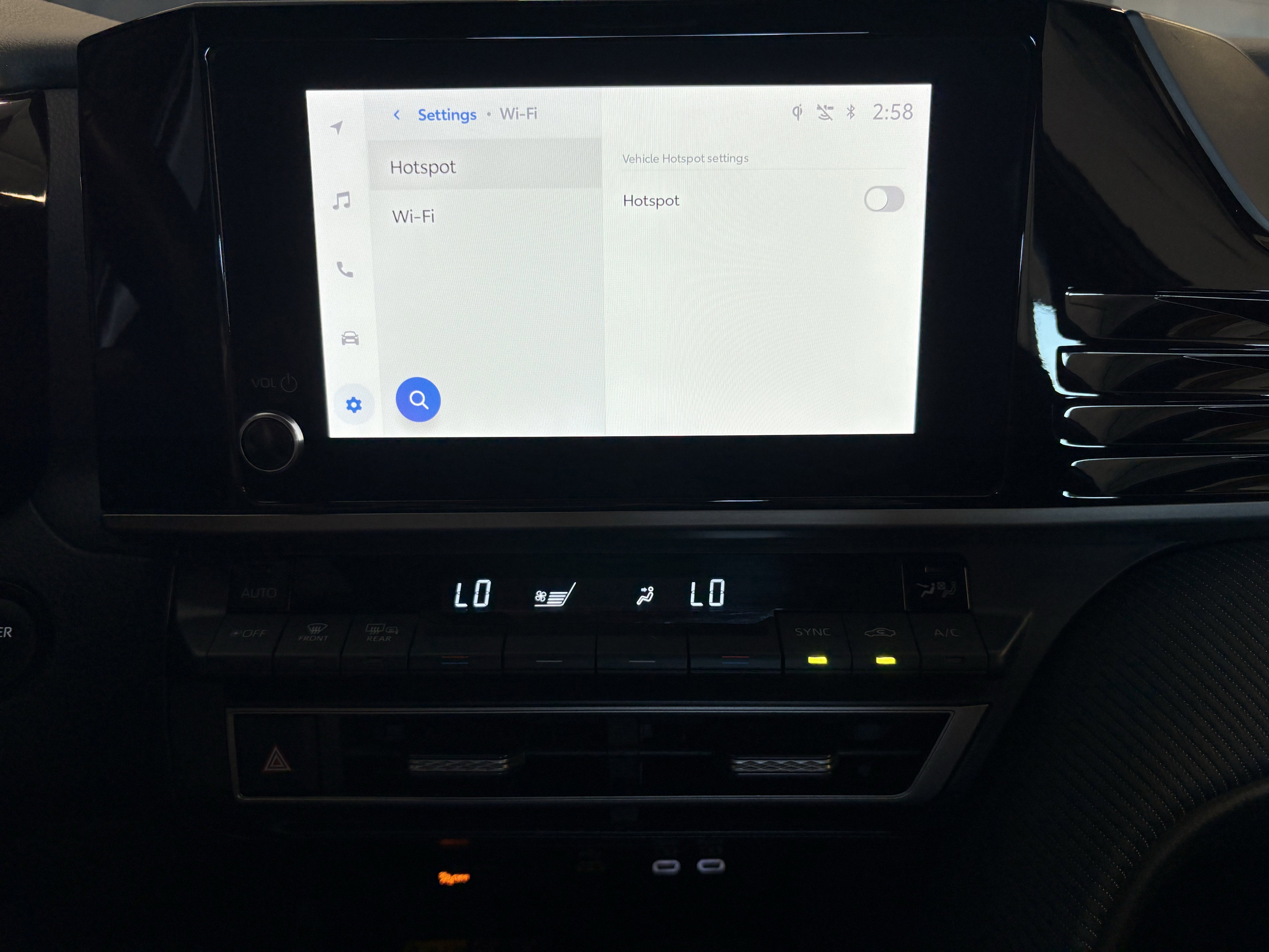 2025 Toyota Camry SE FWD