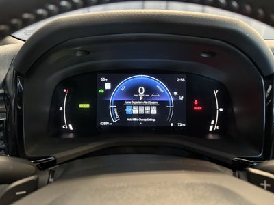 2025 Toyota Camry SE FWD