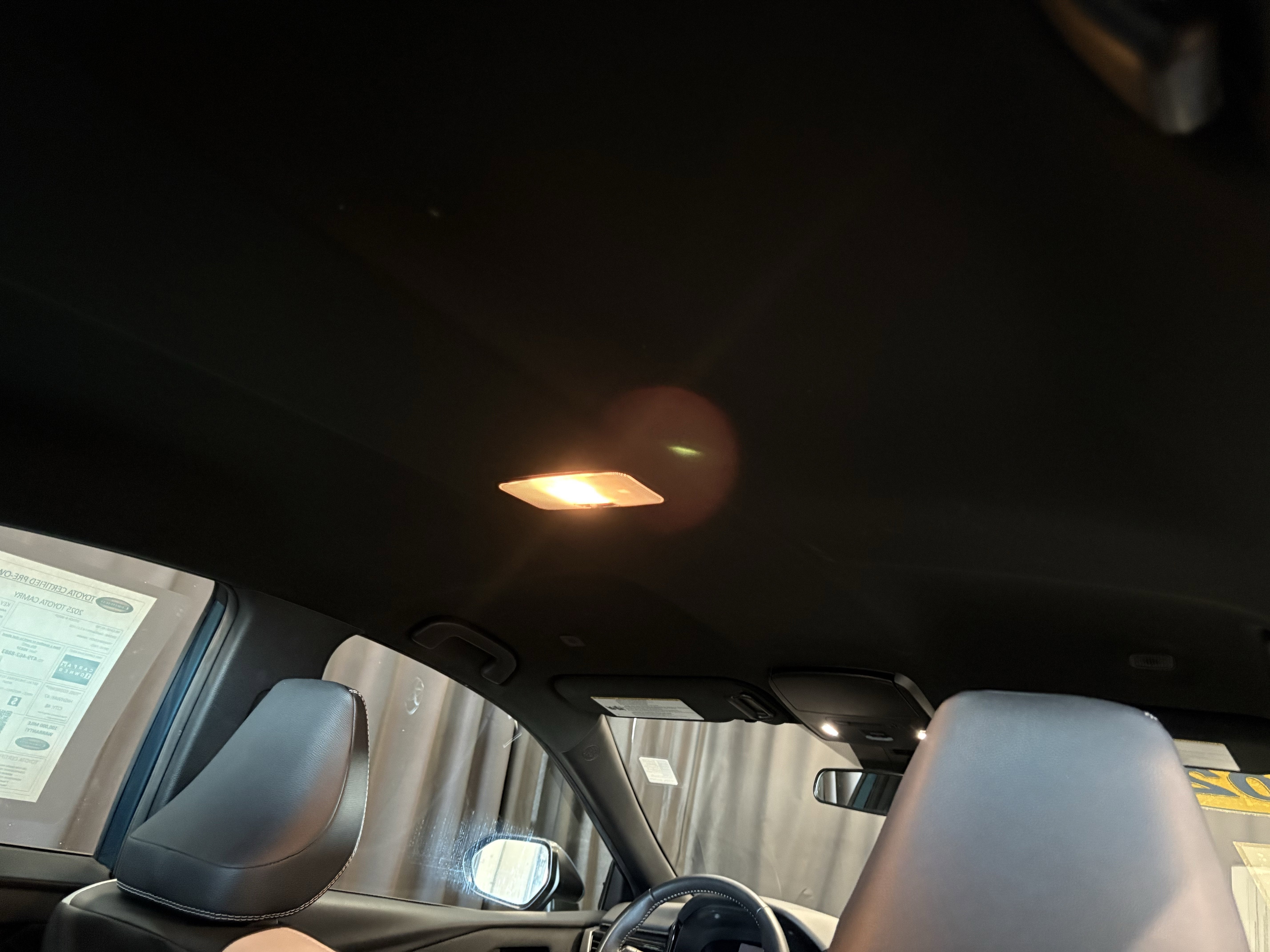 2025 Toyota Camry SE FWD