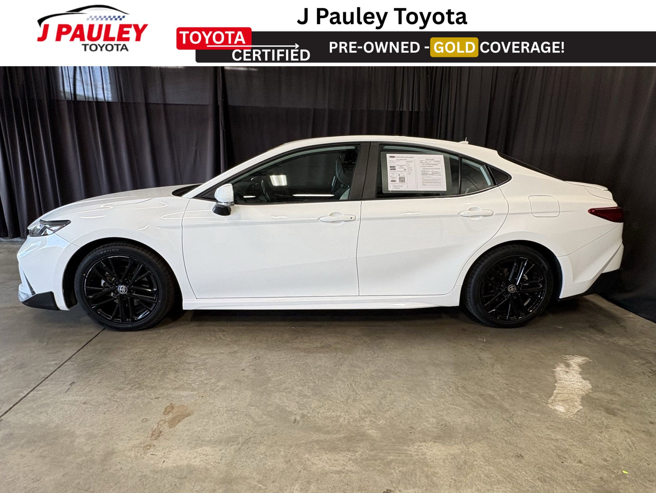 2025 Toyota Camry SE FWD