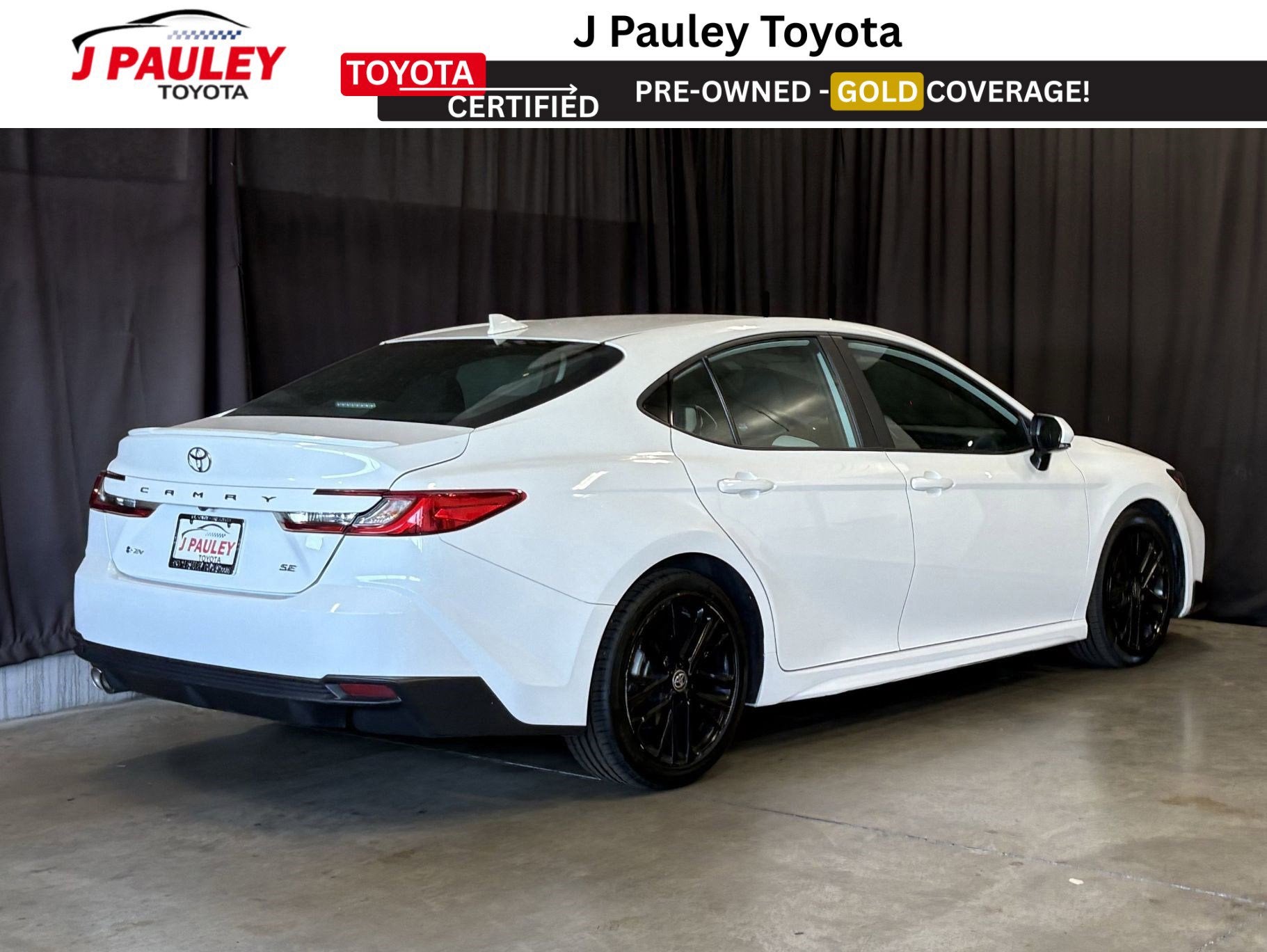 2025 Toyota Camry SE FWD