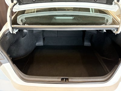 2025 Toyota Camry SE FWD