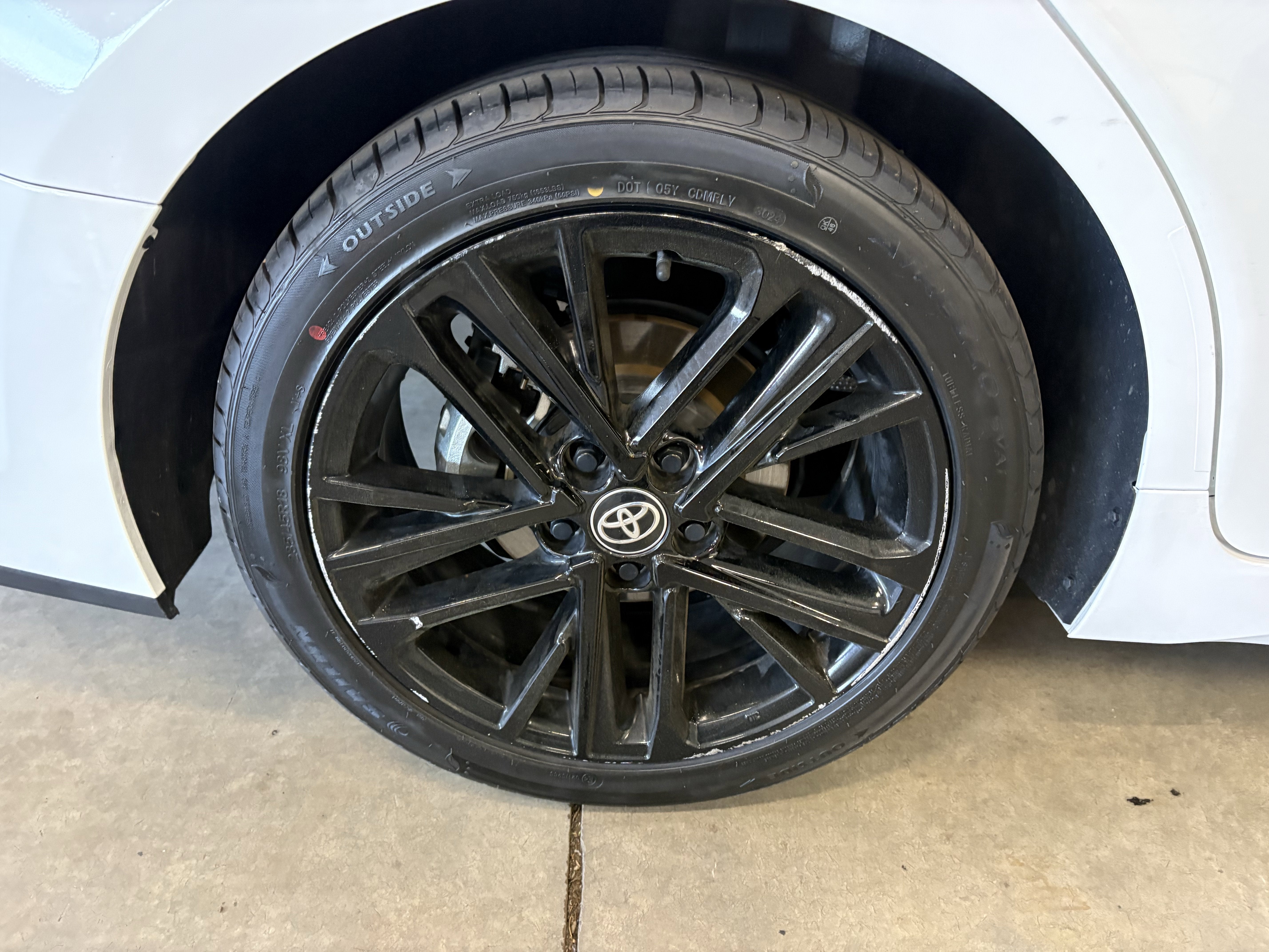 2025 Toyota Camry SE FWD