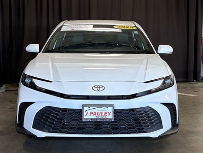 2025 Toyota Camry SE FWD