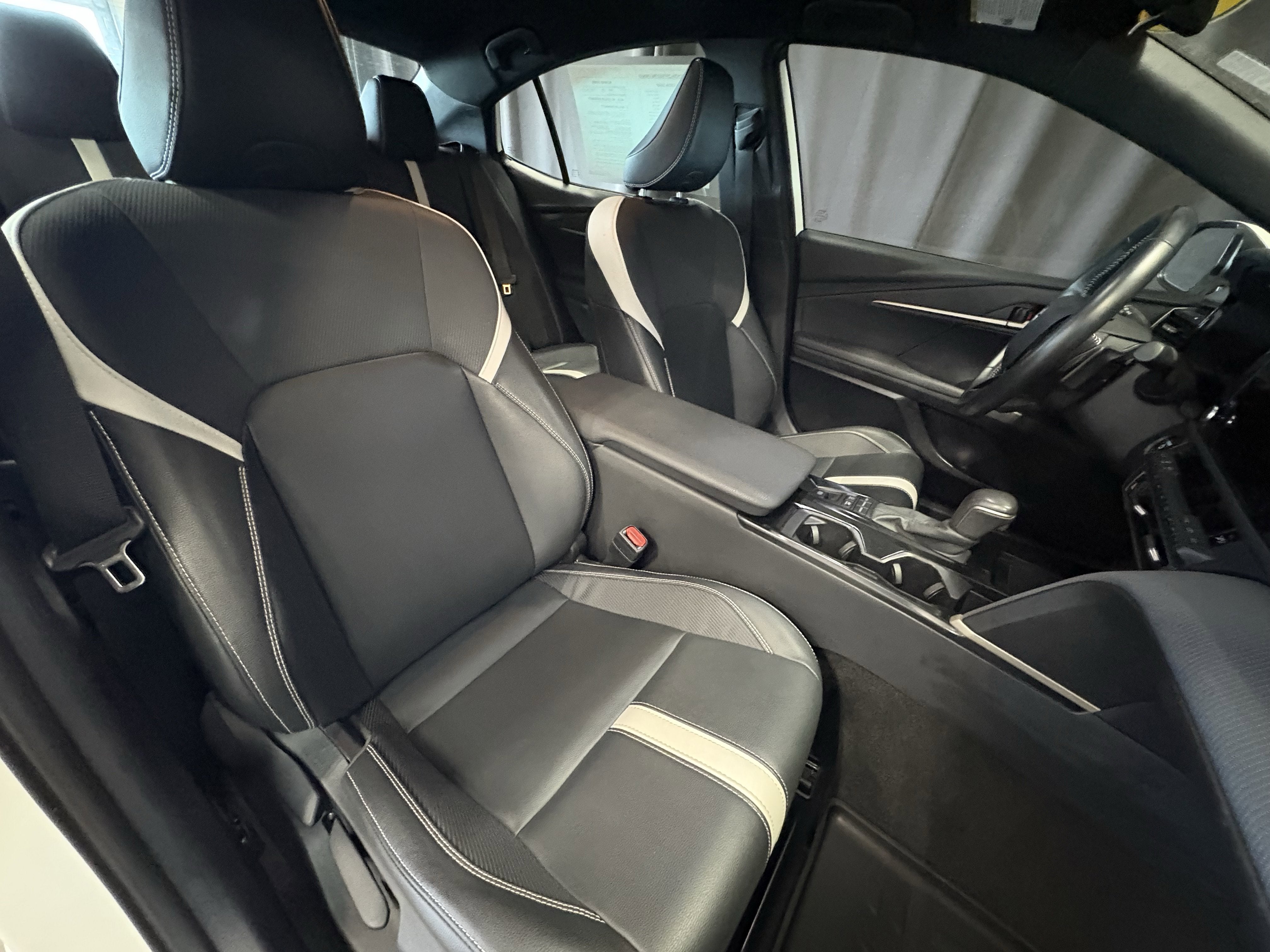 2025 Toyota Camry SE FWD