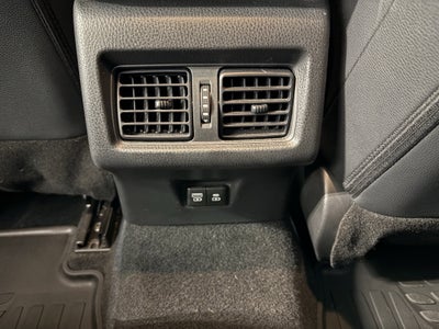 2025 Toyota Camry SE FWD