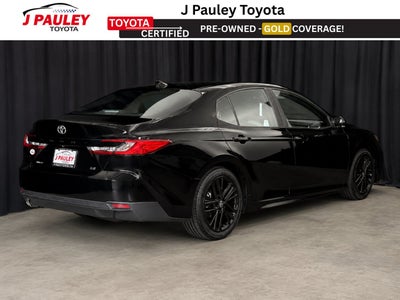 2025 Toyota Camry SE FWD