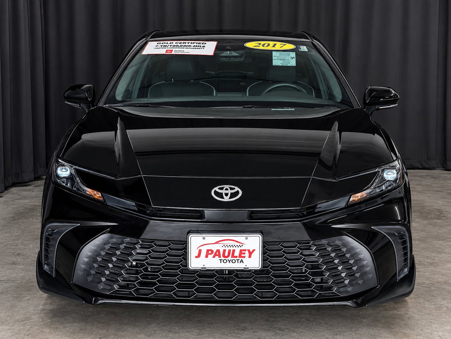 2025 Toyota Camry SE FWD