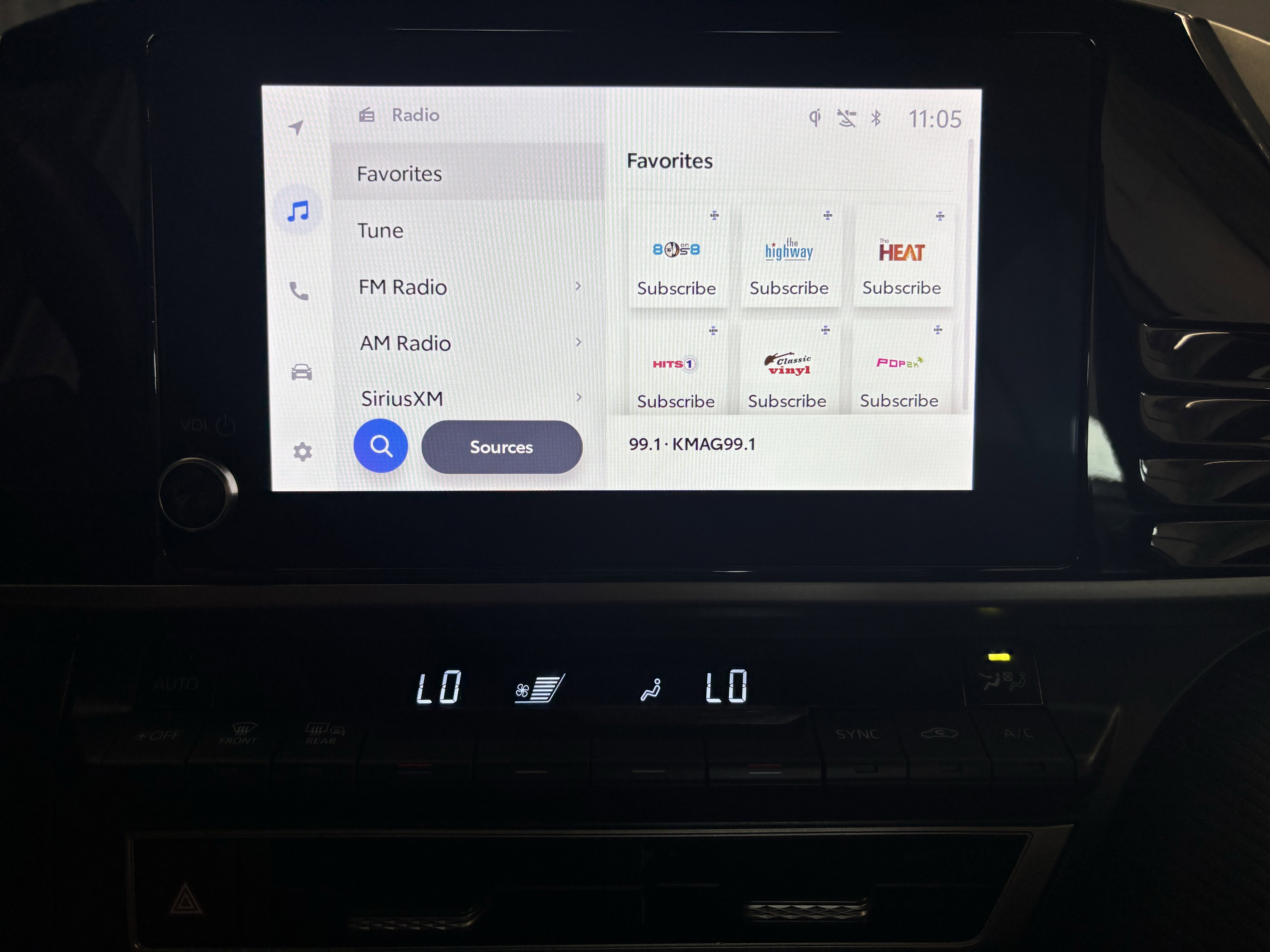 2025 Toyota Camry SE FWD