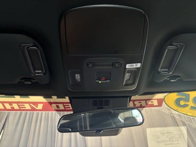 2025 Toyota Camry SE FWD