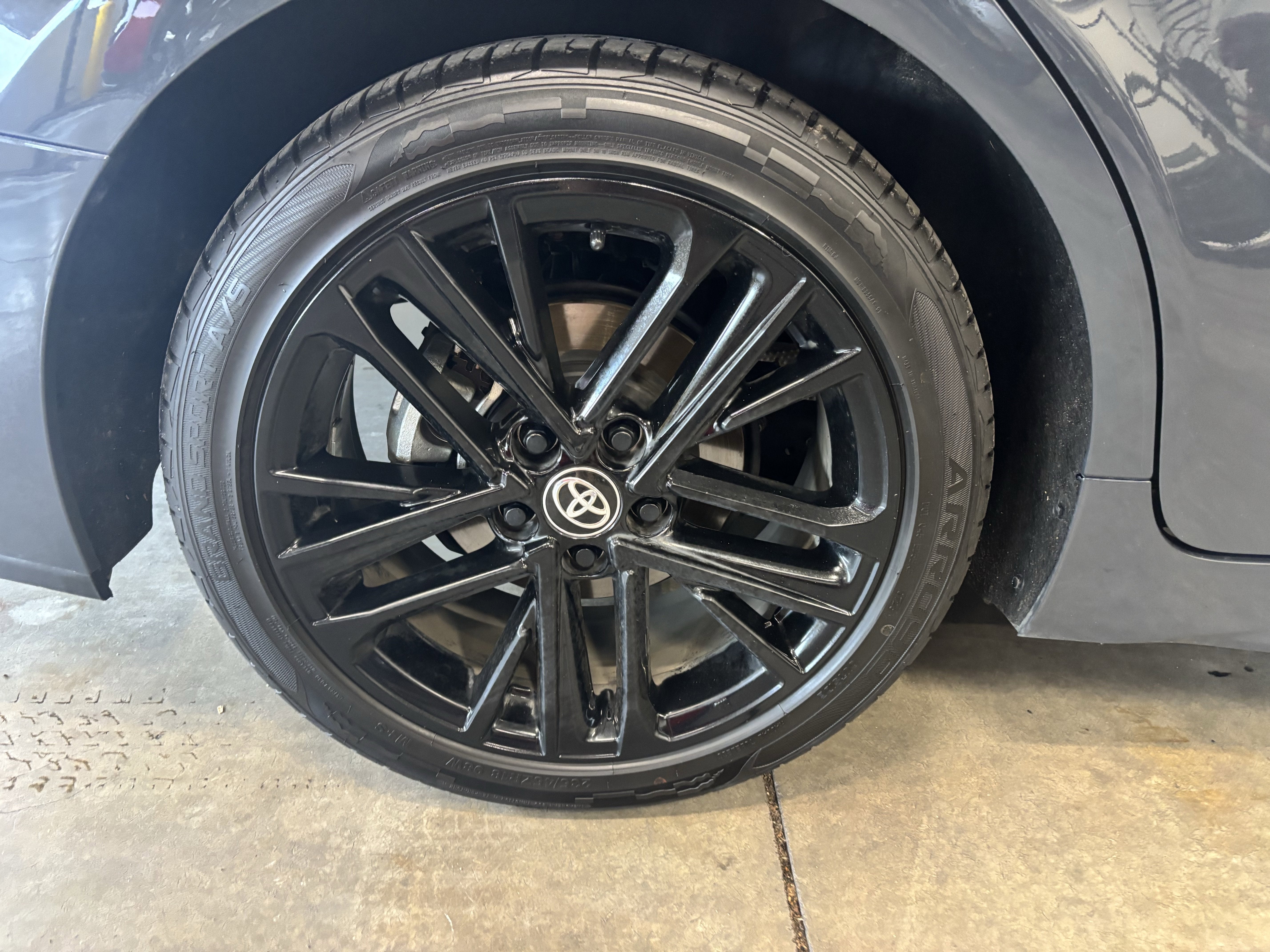 2025 Toyota Camry SE FWD