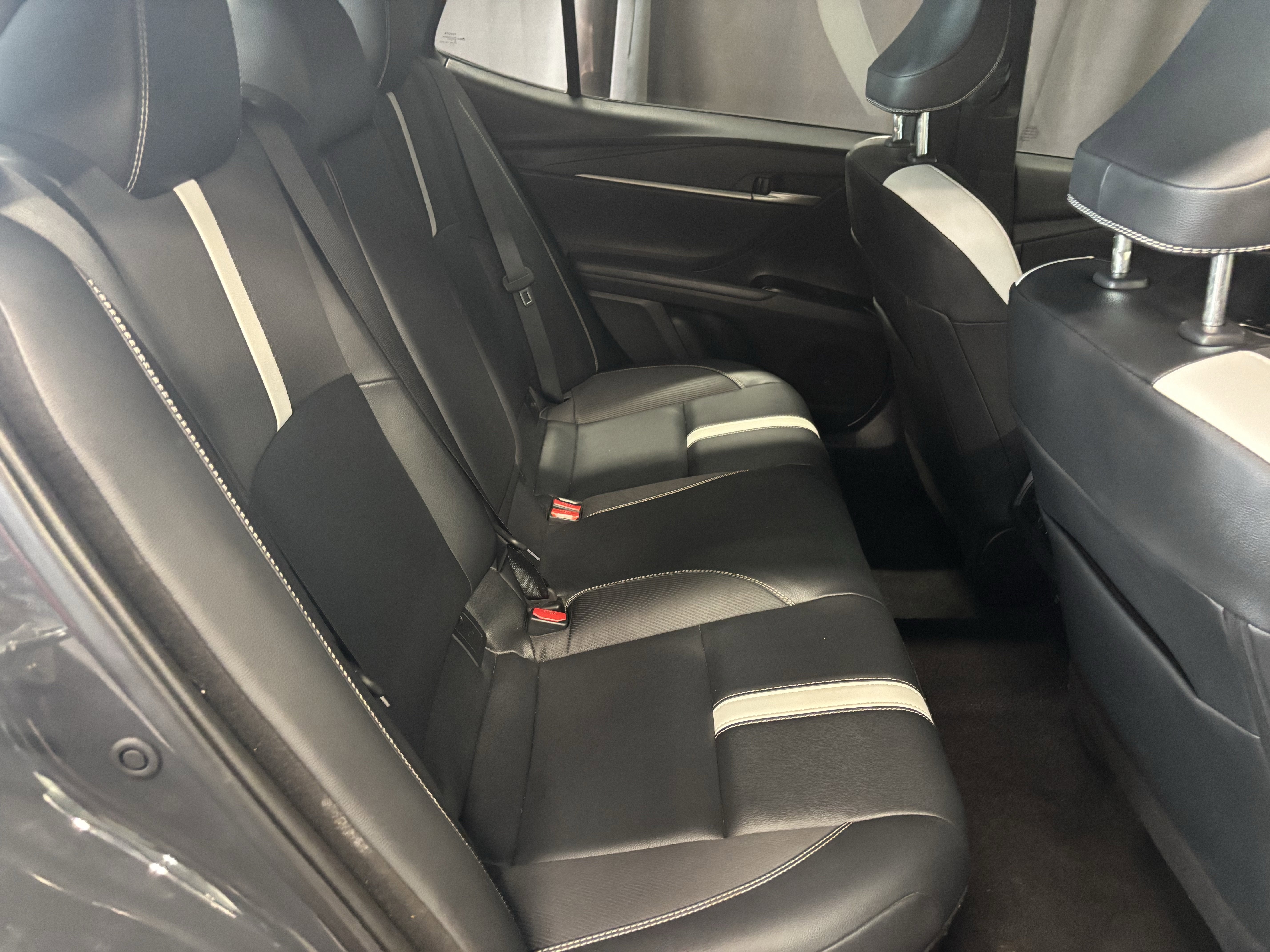 2025 Toyota Camry SE FWD