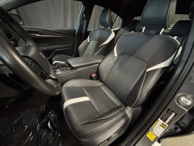 2025 Toyota Camry SE FWD