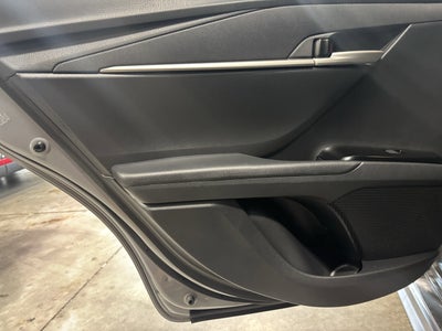 2025 Toyota Camry SE FWD