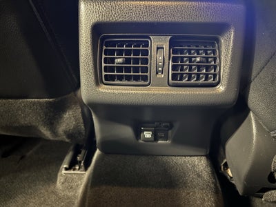 2025 Toyota Camry SE FWD