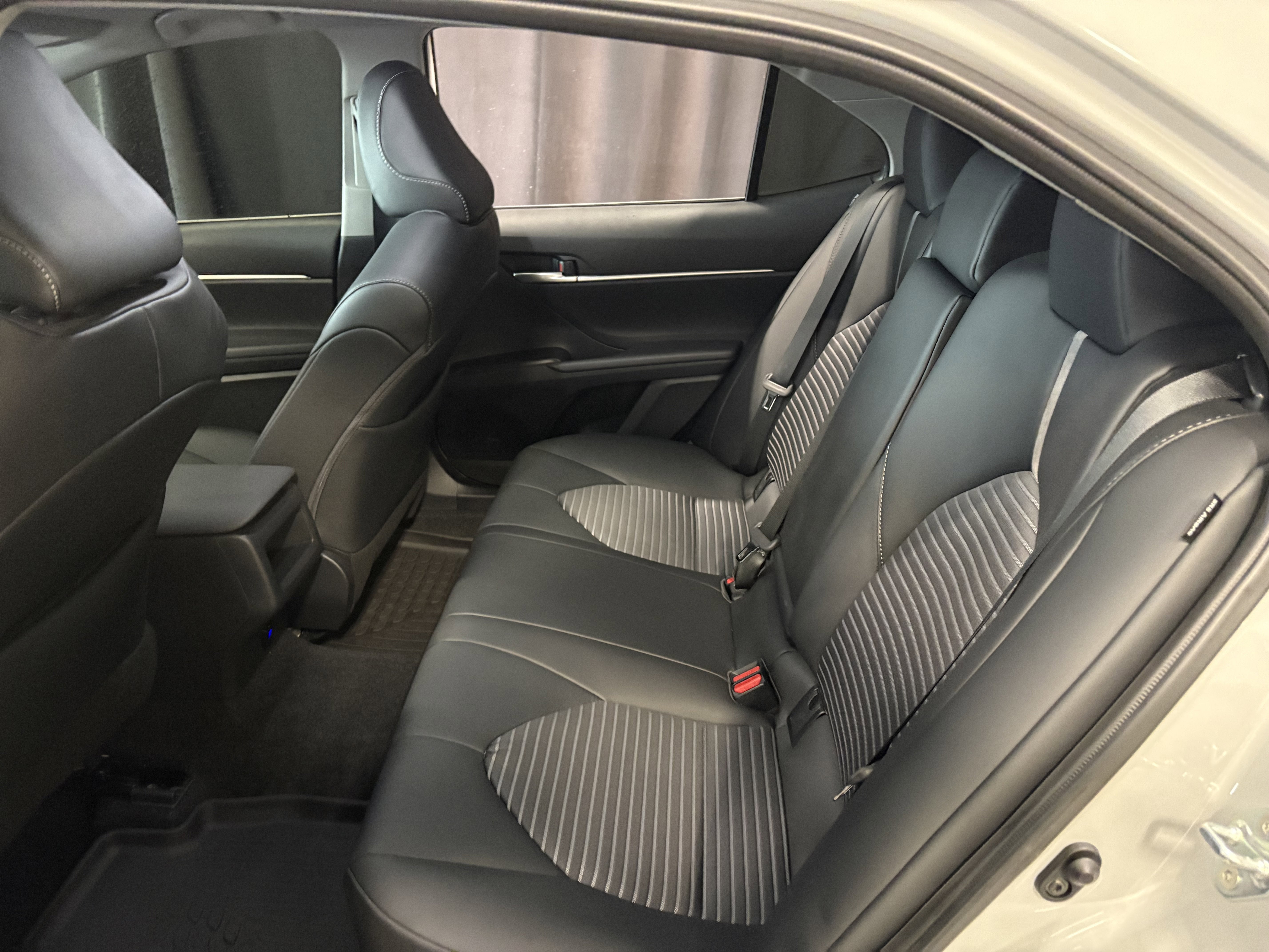 2024 Toyota Camry SE FWD