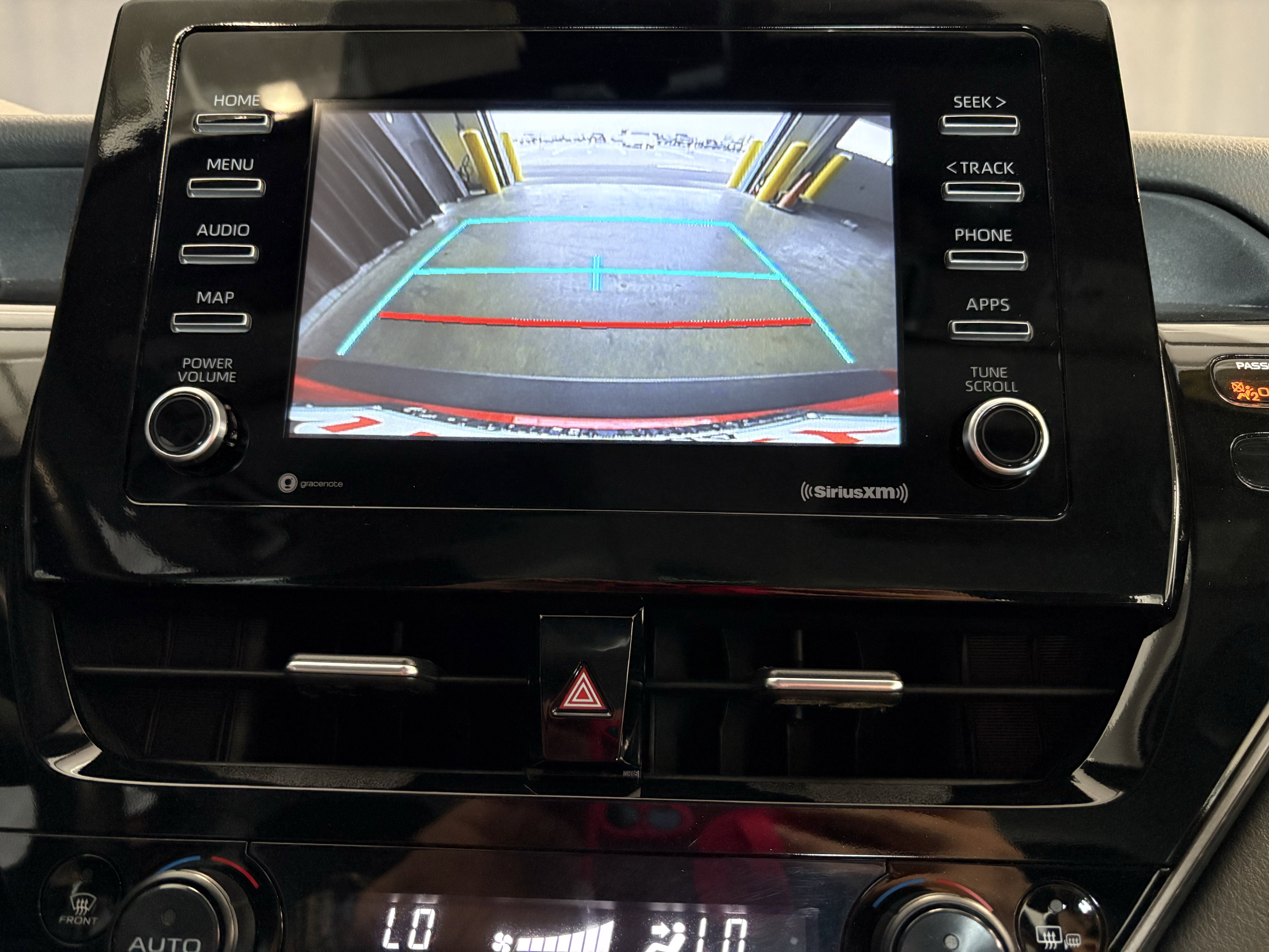 2024 Toyota Camry SE FWD