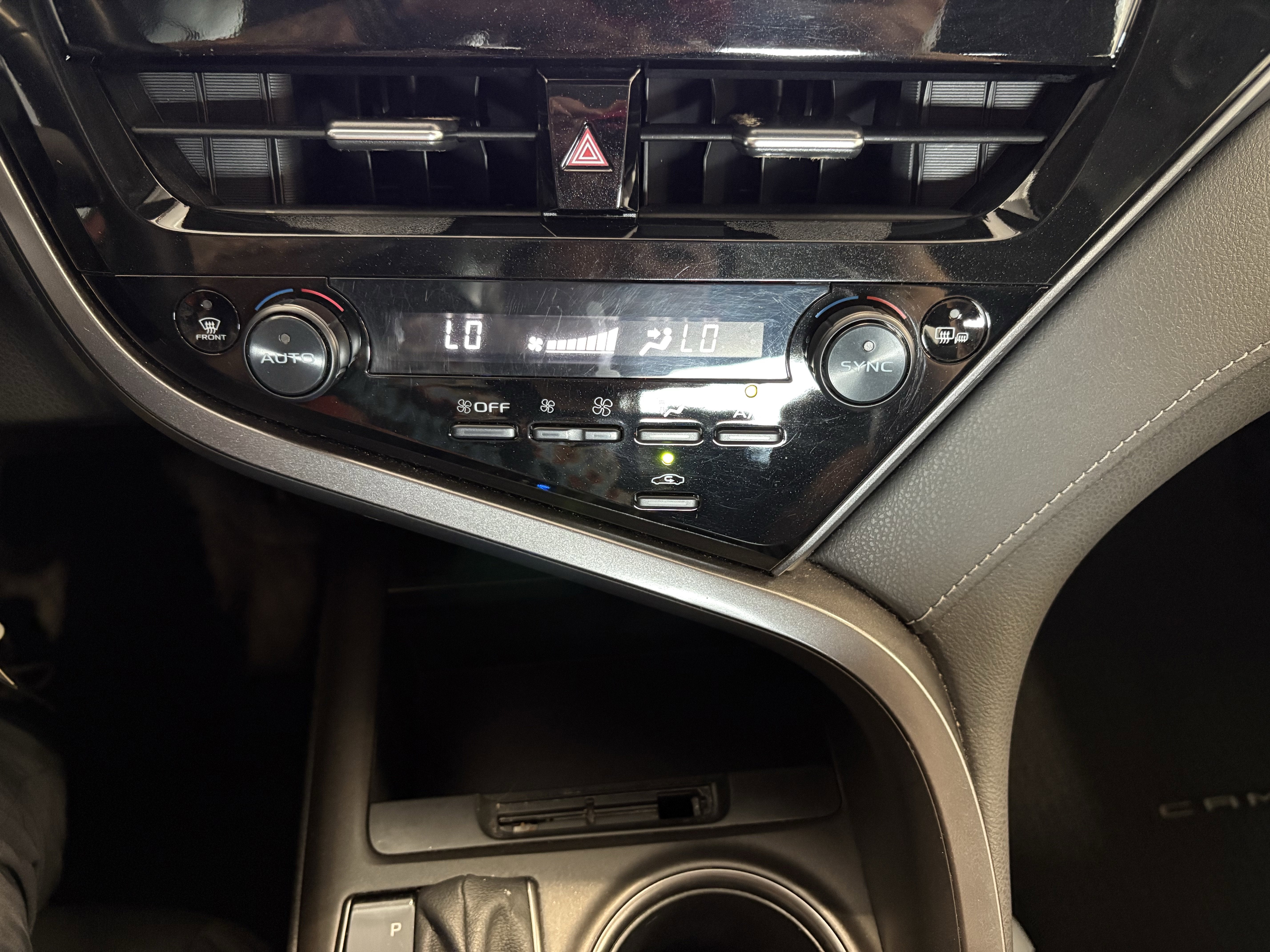 2024 Toyota Camry SE FWD