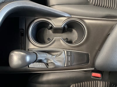 2024 Toyota Camry SE FWD