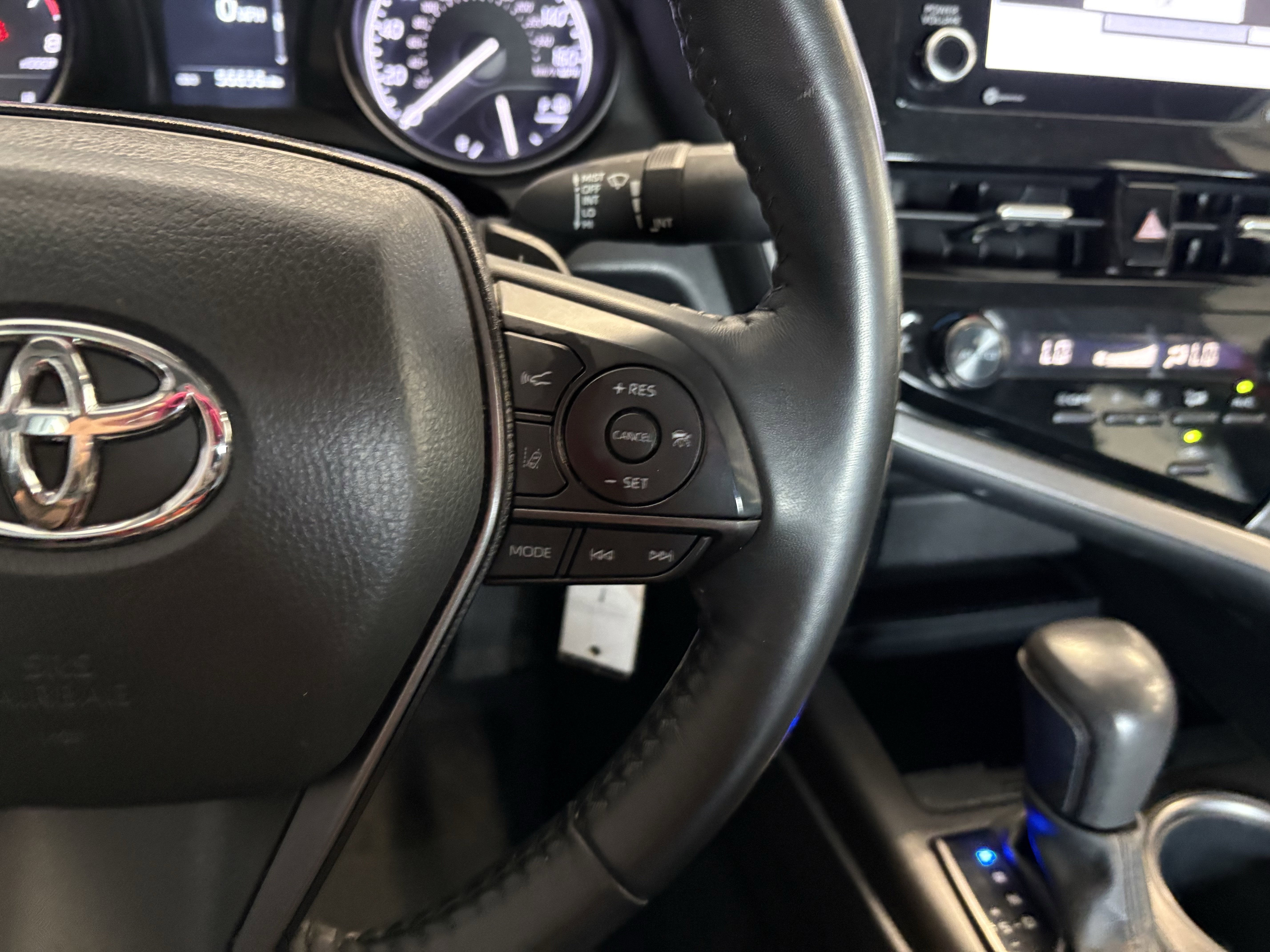 2024 Toyota Camry SE FWD