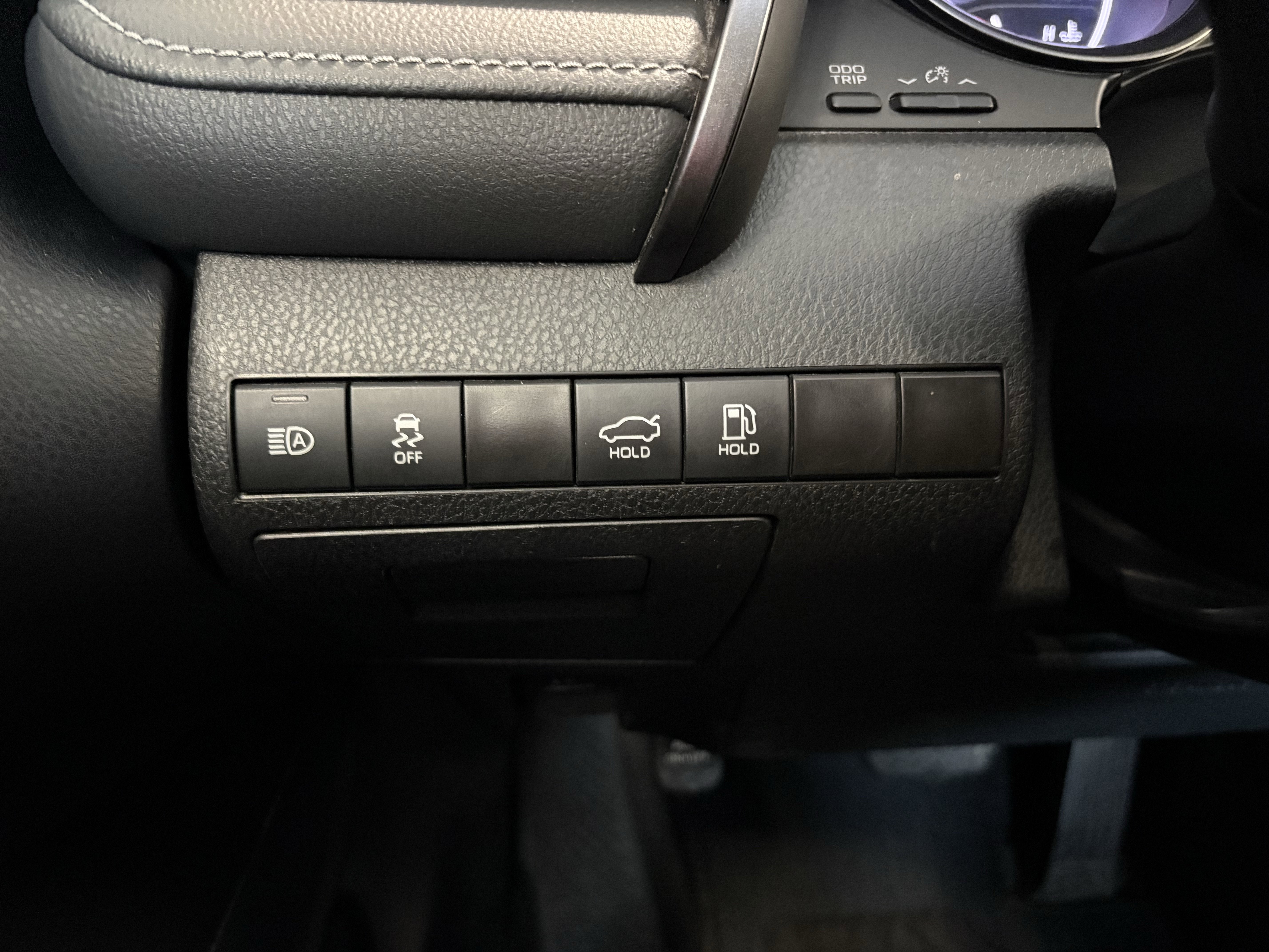 2024 Toyota Camry SE FWD