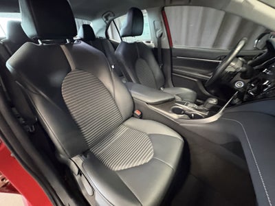 2024 Toyota Camry SE FWD