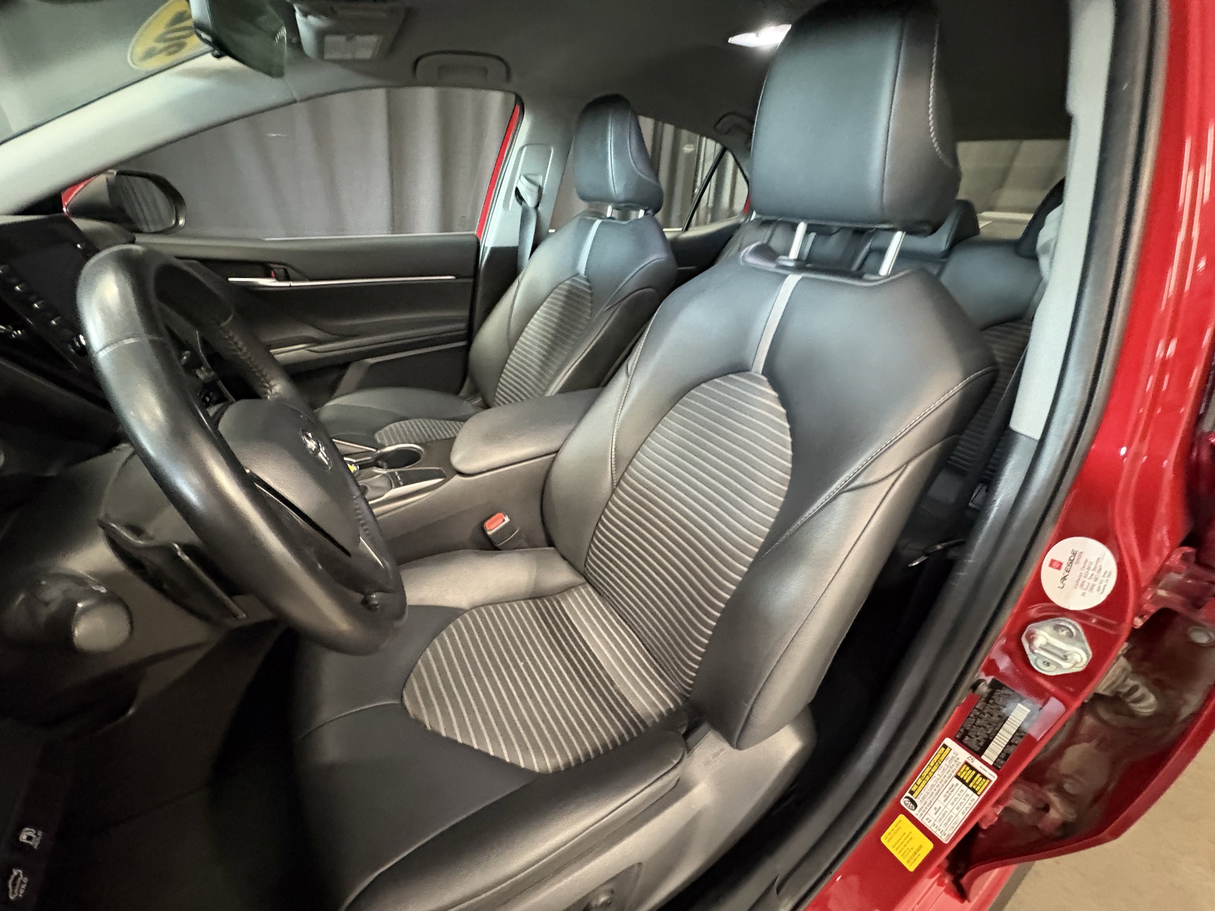 2024 Toyota Camry SE FWD