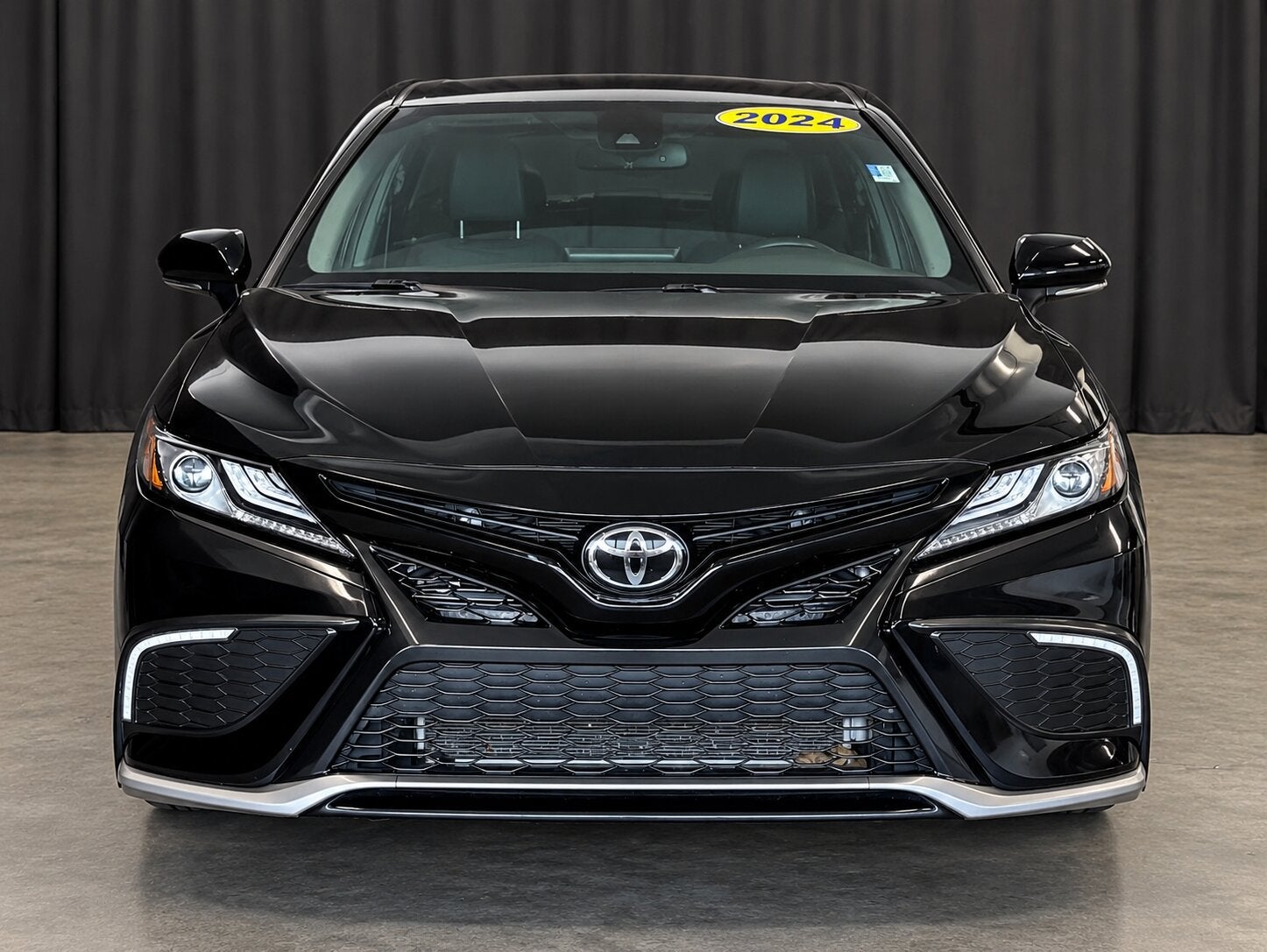 2024 Toyota Camry XSE FWD