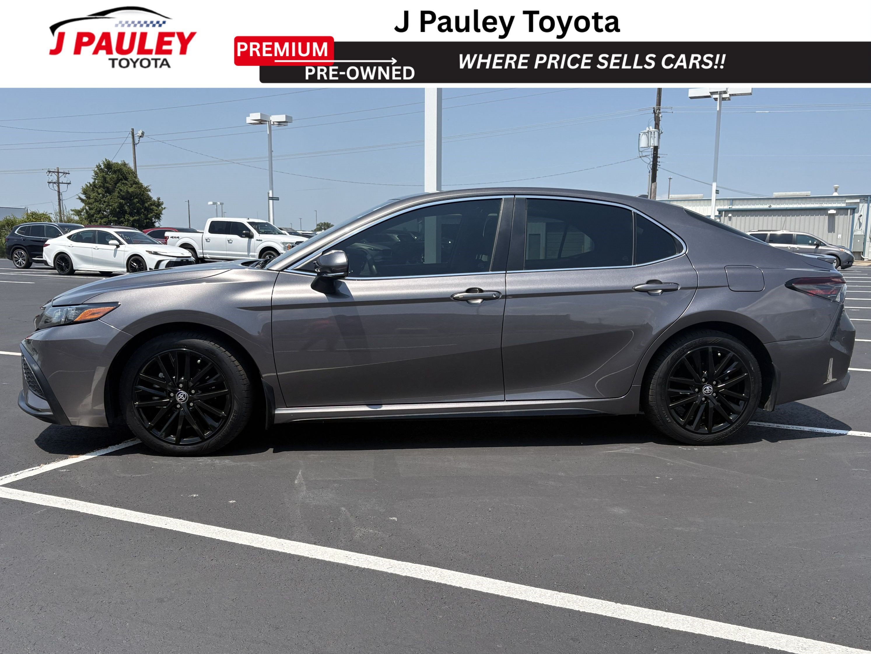 2023 Toyota Camry SE FWD