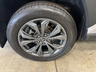 2022 Toyota RAV4 Hybrid XLE Premium AWD