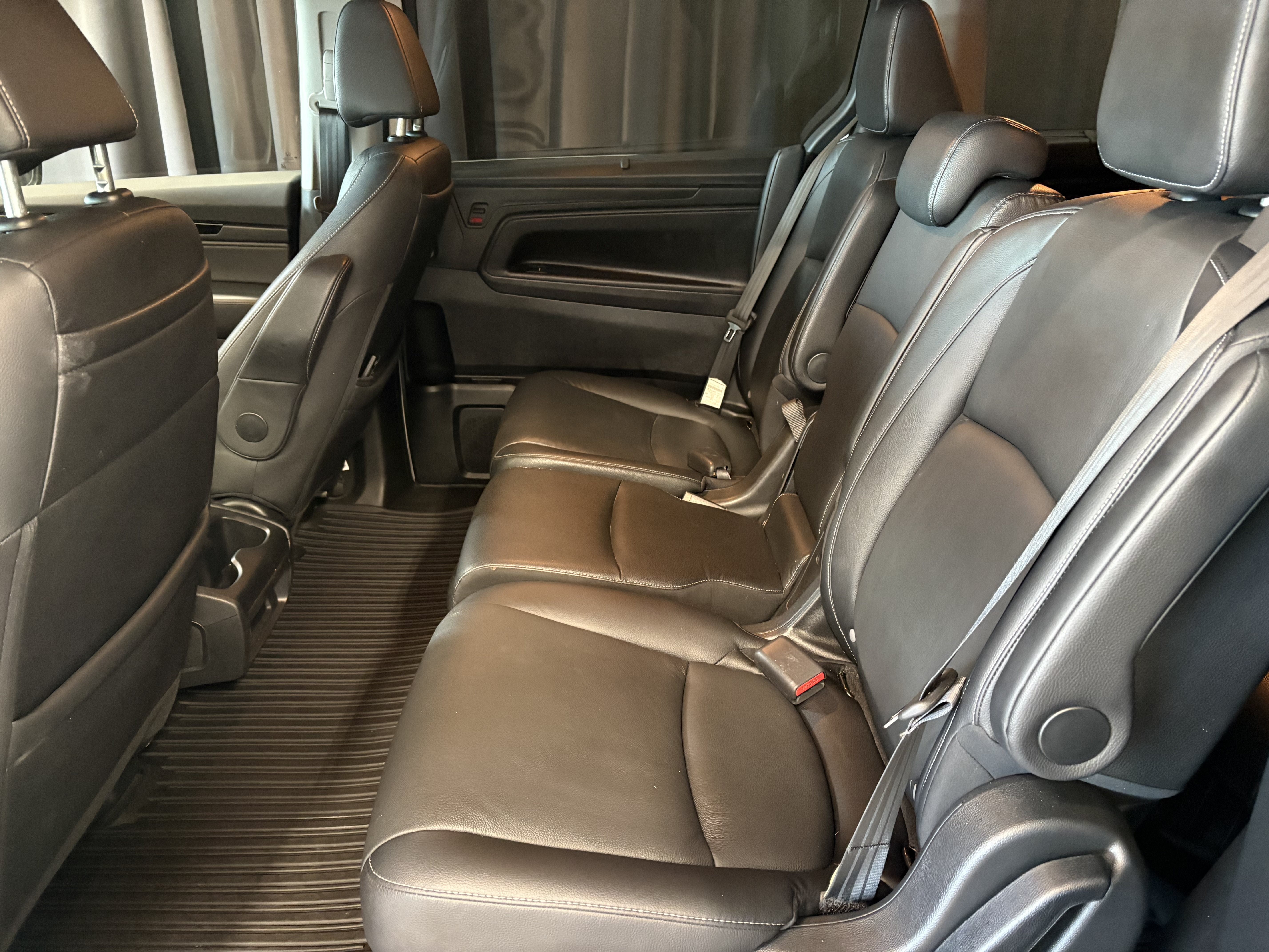 2022 Honda Odyssey Touring FWD