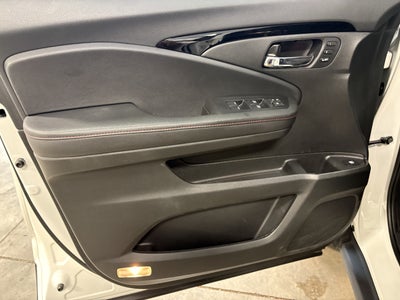 2025 Honda Ridgeline Black Edition AWD