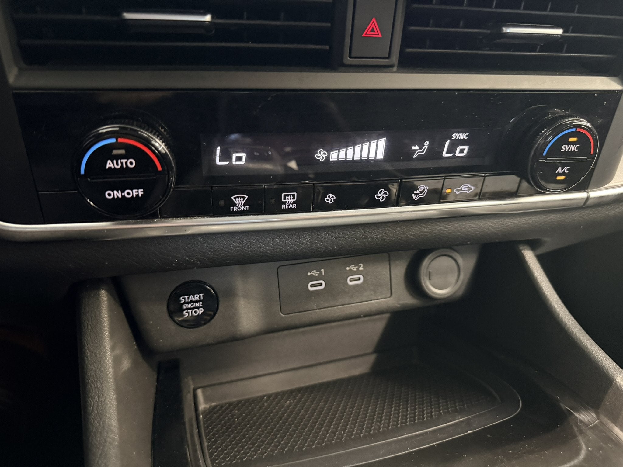 2024 Nissan Rogue SV FWD