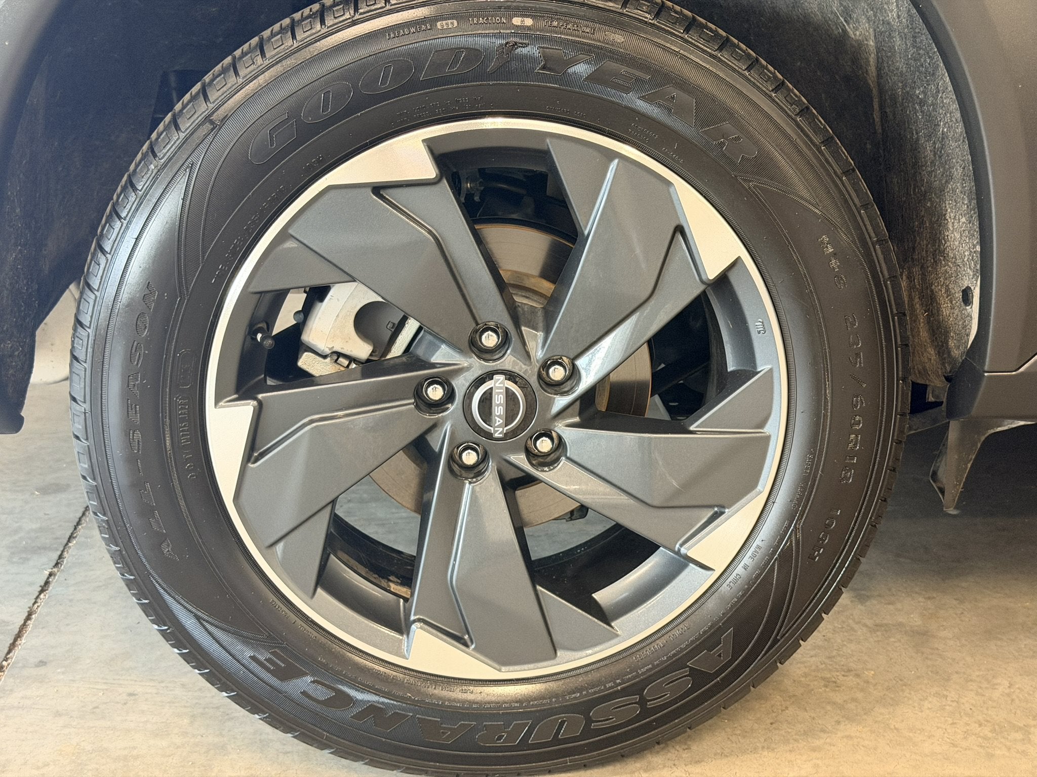 2024 Nissan Rogue SV FWD