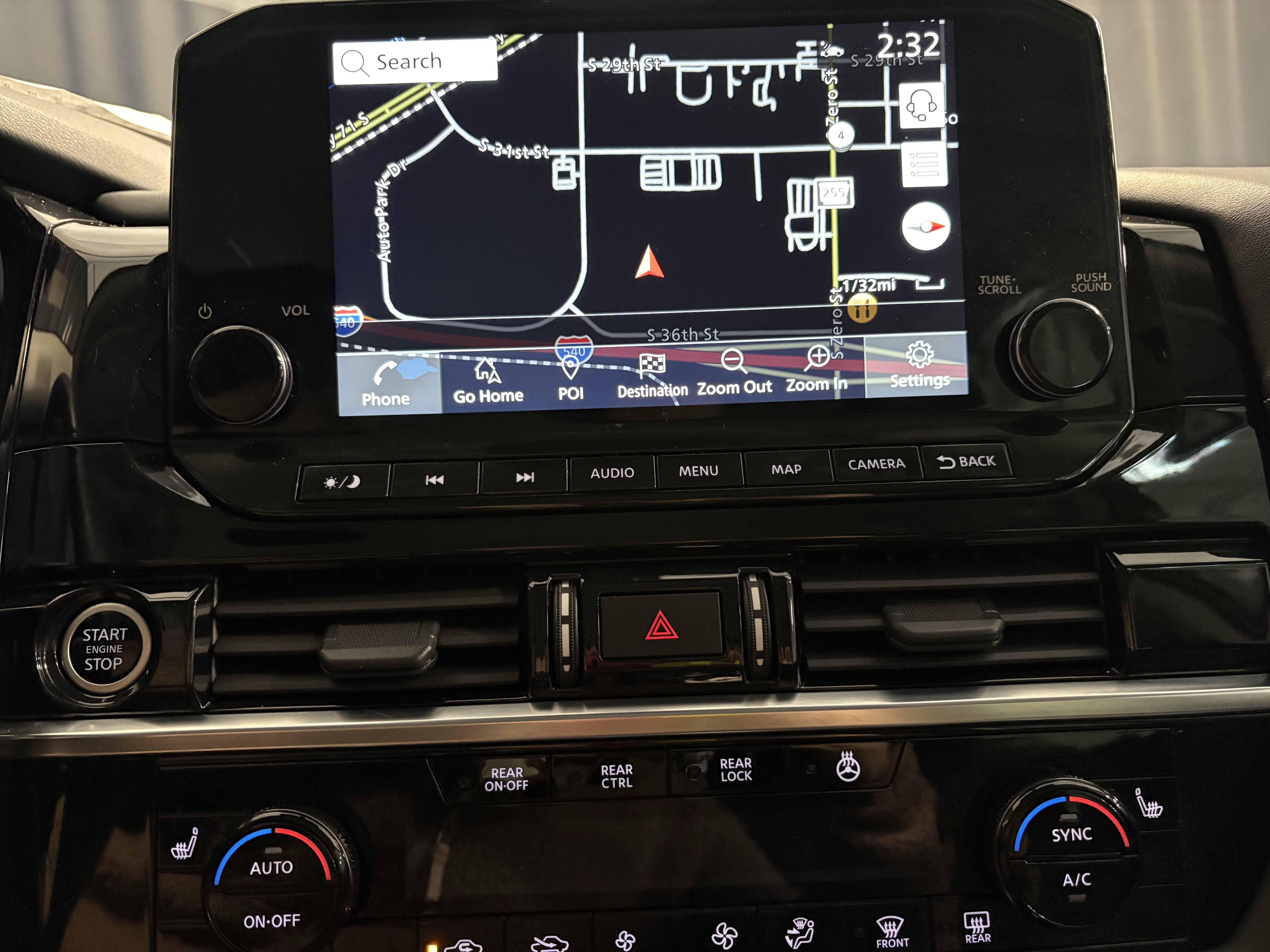 2023 Nissan Pathfinder SL 4WD