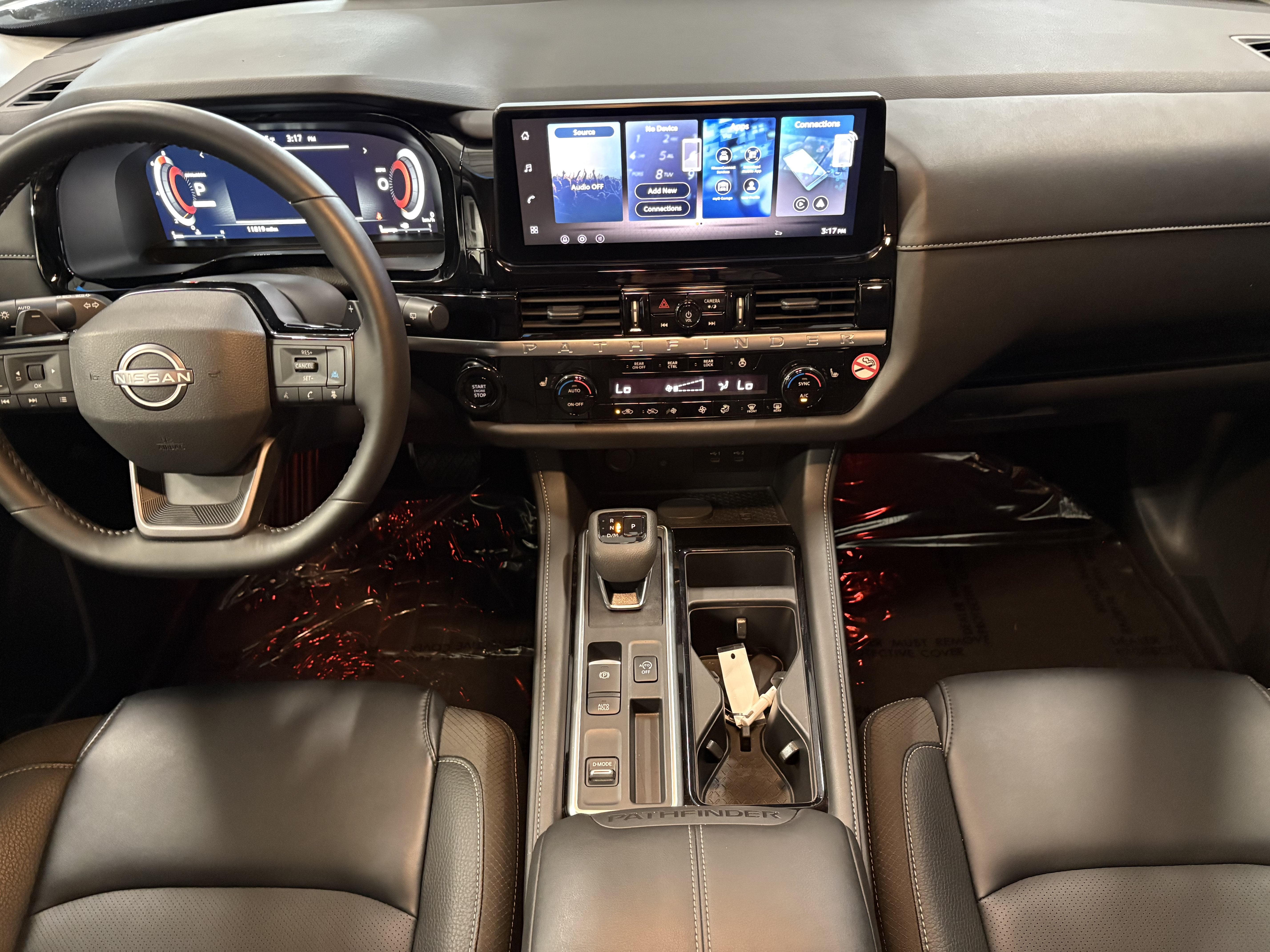 2026 Nissan Pathfinder SL FWD