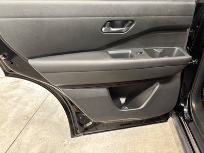 2026 Nissan Pathfinder SL FWD