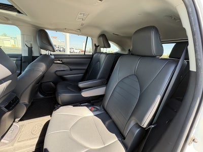 2020 Toyota Highlander XLE FWD