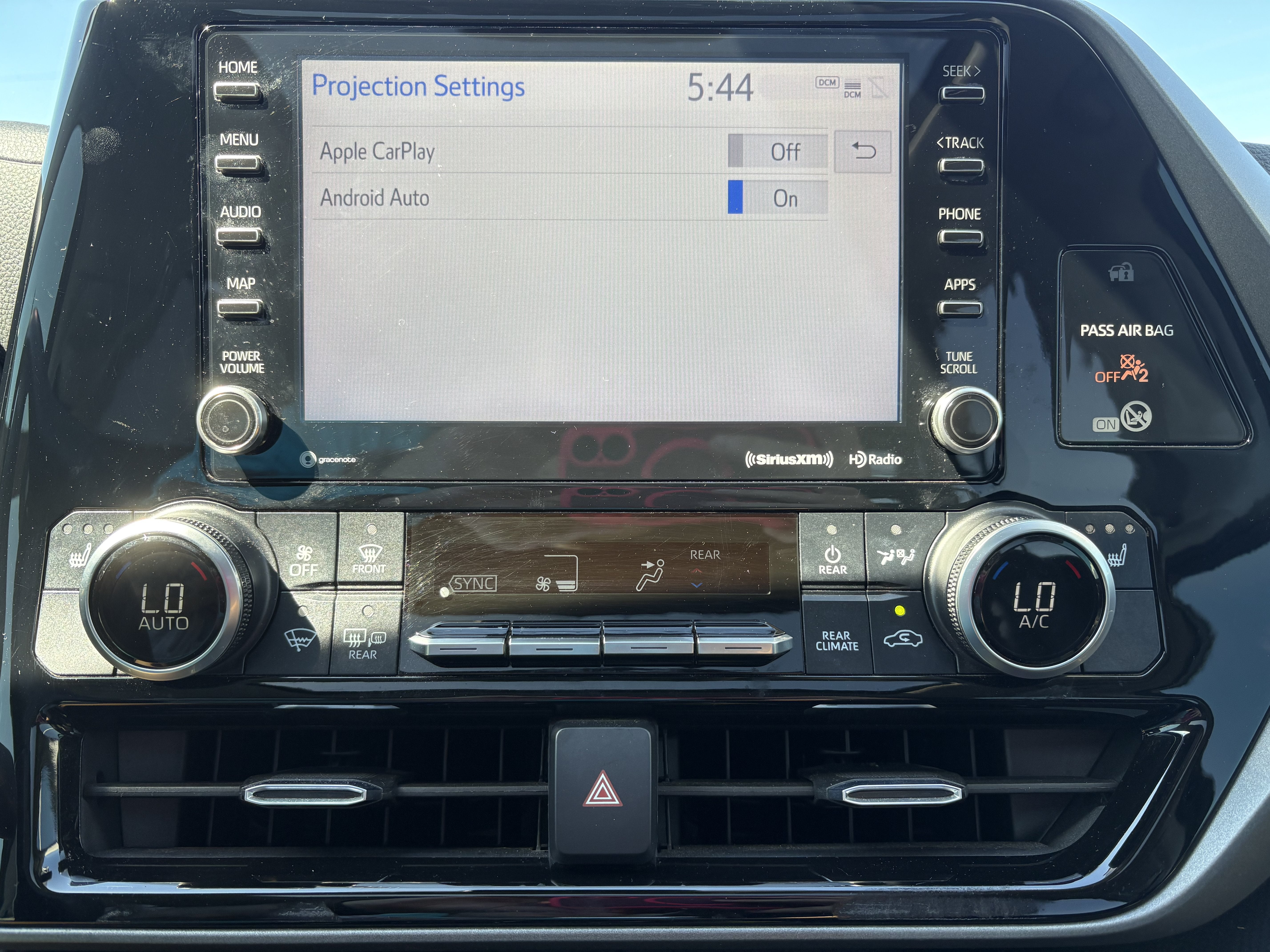 2020 Toyota Highlander XLE FWD